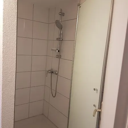 Mietzimmer In
